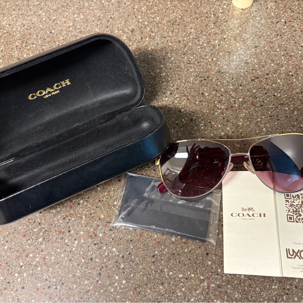Coach Women's Aviator Sunglasses - Shiny light gold - New without Tag
